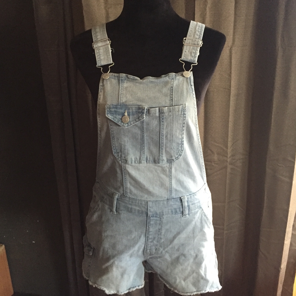 overall shorts